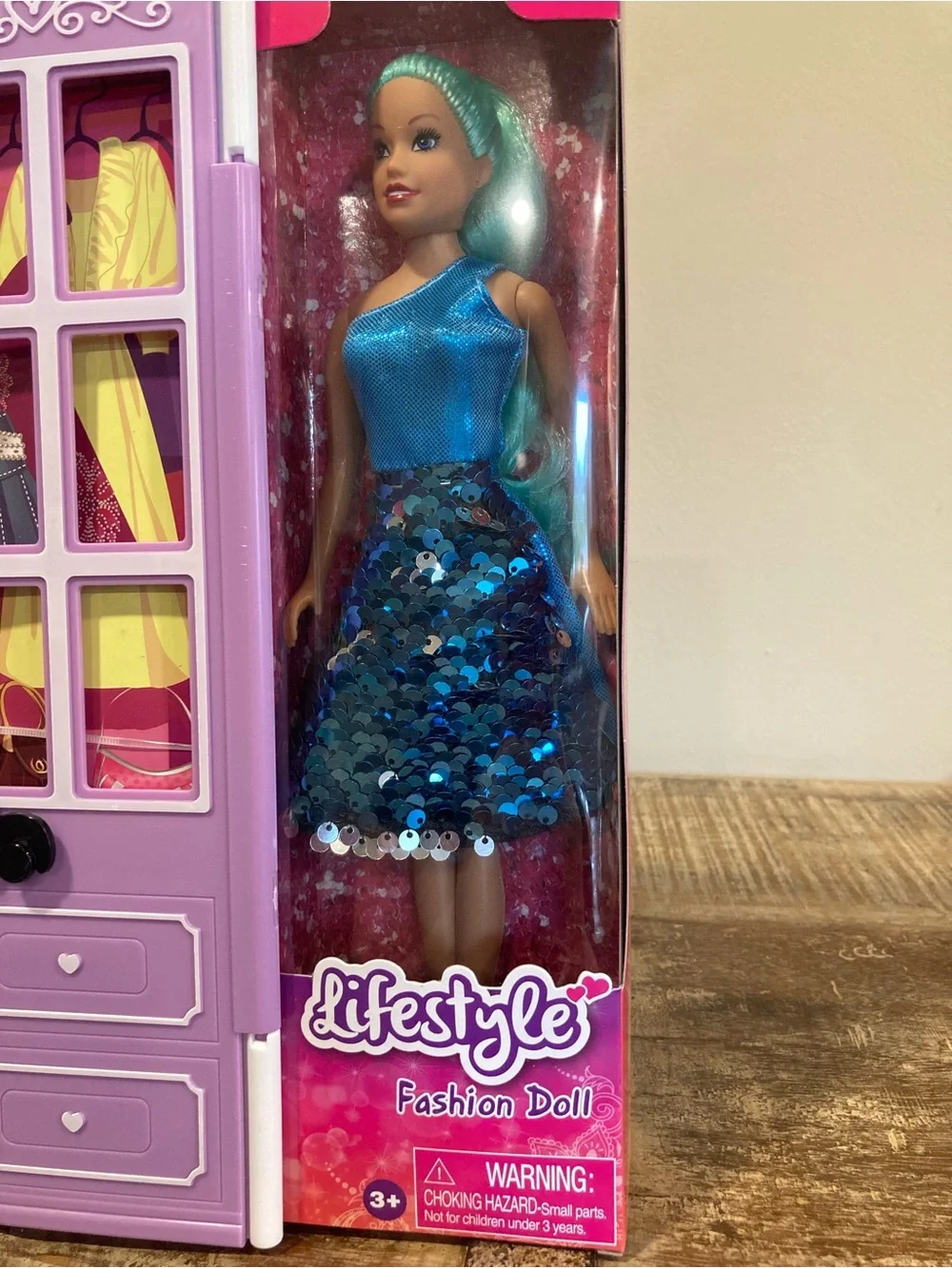Lifestyle Fashion Doll with Purple Wardrobe Carrying Case Blue Sequin Dress New